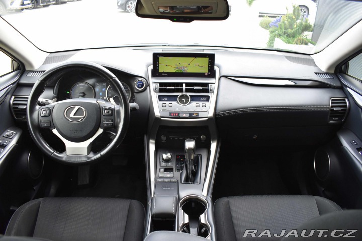 Lexus Ostatní modely NX 300h 2.5 4x4*KEYLESS*KAMERA*DP 2020