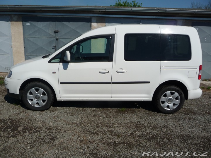 Volkswagen Caddy 2,0i benzin + CNG 2010
