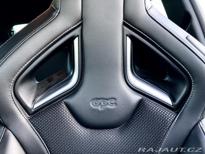 Opel Astra OPC 2,0 Turbo 206kW 2012