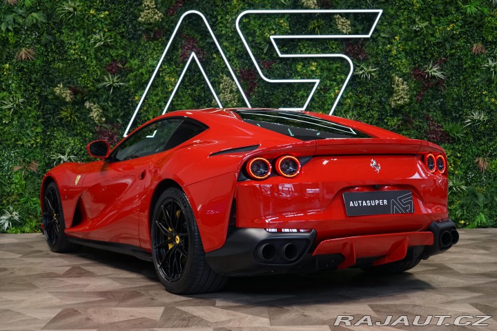Ferrari 812 Superfast Pas-Display Lif 2019
