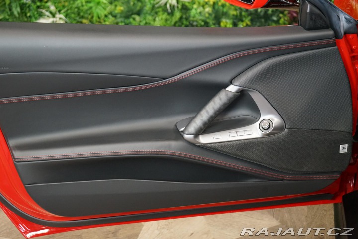Ferrari 812 Superfast Pas-Display Lif 2019
