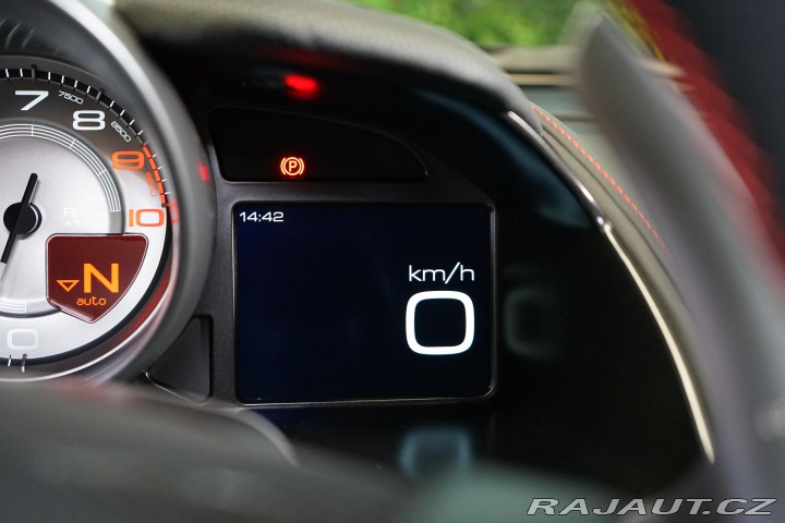 Ferrari 812 Superfast Pas-Display Lif 2019