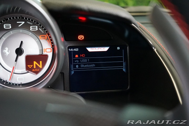 Ferrari 812 Superfast Pas-Display Lif 2019