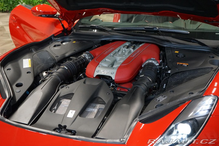 Ferrari 812 Superfast Pas-Display Lif 2019