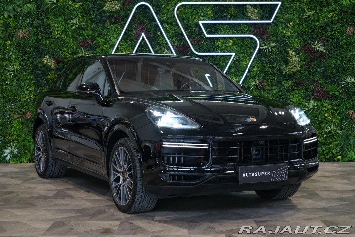 Porsche Cayenne Turbo Coupé Burmester Zár 2019