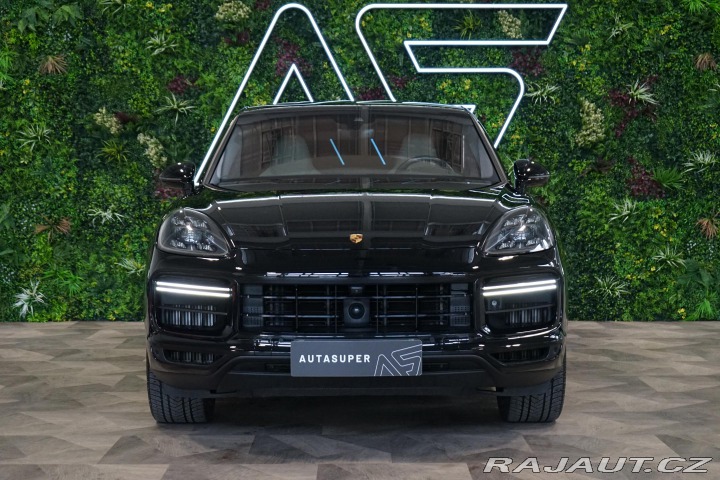 Porsche Cayenne Turbo Coupé Burmester Zár 2019