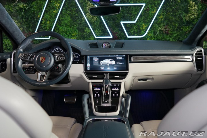 Porsche Cayenne Turbo Coupé Burmester Zár 2019