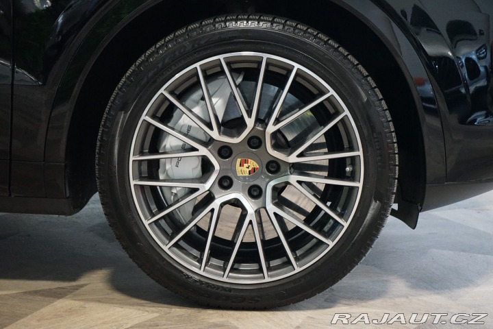 Porsche Cayenne Turbo Coupé Burmester Zár 2019