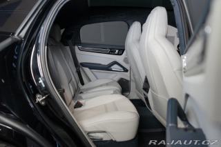 Porsche Cayenne Turbo Coupé Burmester Zár 2019
