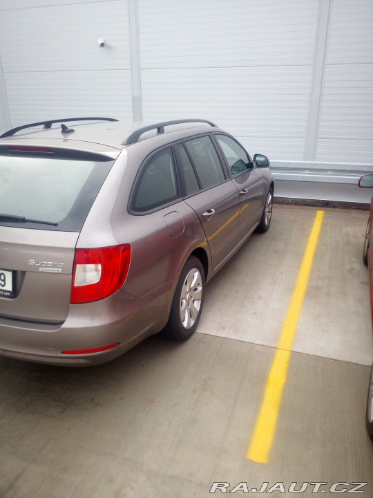 Škoda Superb 2 2013