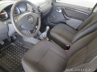 Dacia Duster 1.6 16V 4x4,klima,tažné 2011