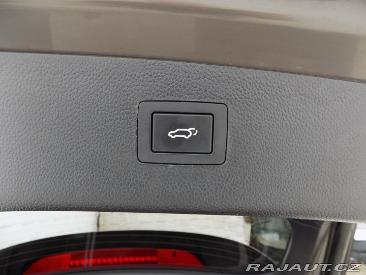 Hyundai i40 1.7CRDi/AT/větrané sedačk 2016