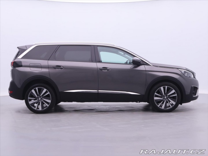 Peugeot 5008 1,2 PT Premium serv.kn. 7 2017