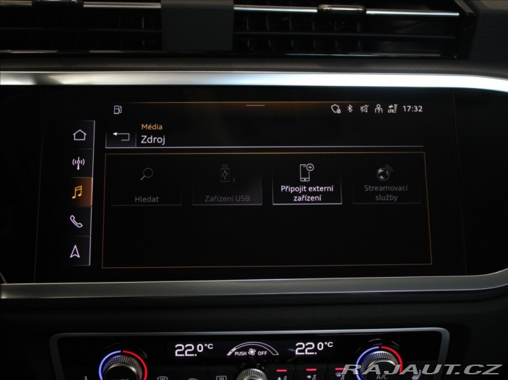 Audi Q3 1,5 35TFSi S-Line MMI Bez 2025