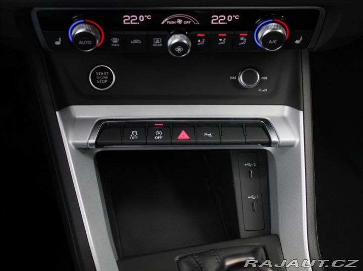 Audi Q3 1,5 35TFSi S-Line MMI Bez 2025