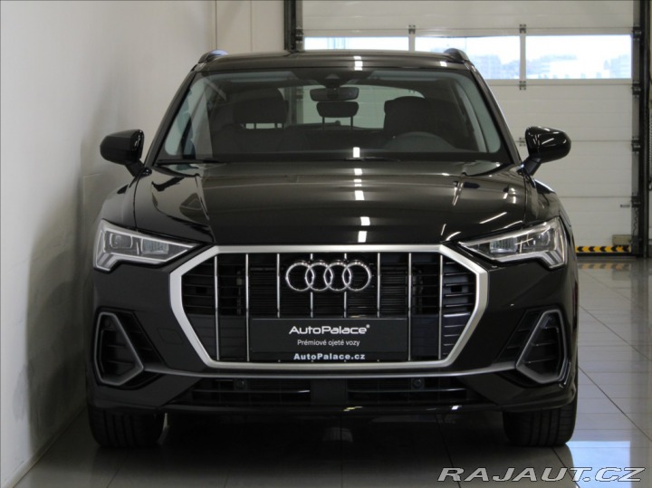 Audi Q3 1,5 35TFSi S-Line MMI Bez 2025