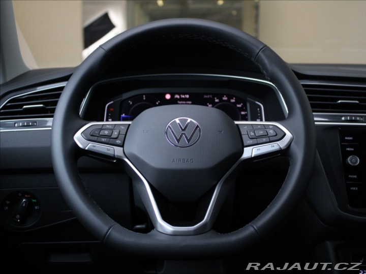 Volkswagen Tiguan Allspace 2,0 TDi DSG Eleg.7míst 5L 2025
