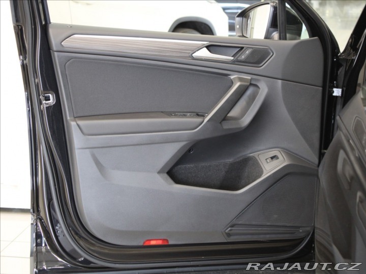 Volkswagen Tiguan Allspace 2,0 TDi DSG Eleg.7míst 5L 2025