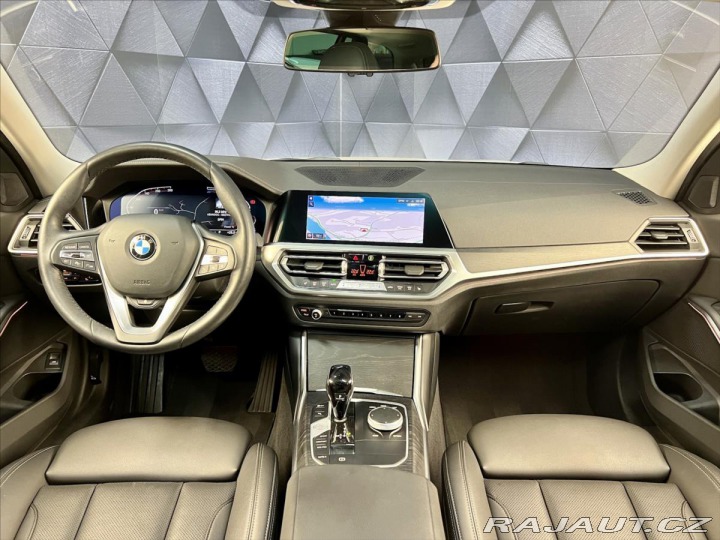 BMW 3 320d xDrive AT LUXURY LIN 2022