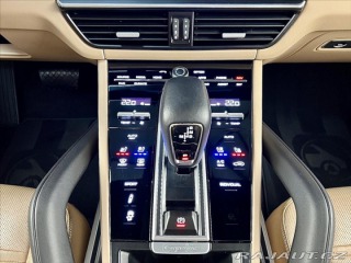 Porsche Cayenne PLATINUM EDITION, BOSE, V 2022