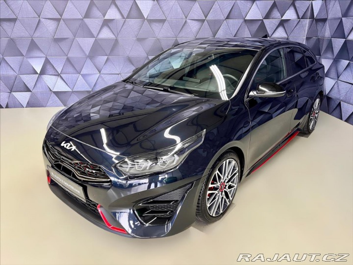 Kia ProCeed GT 150KW DCT , LED, PANOR 2022