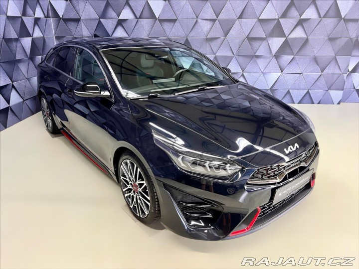 Kia ProCeed GT 150KW DCT , LED, PANOR 2022