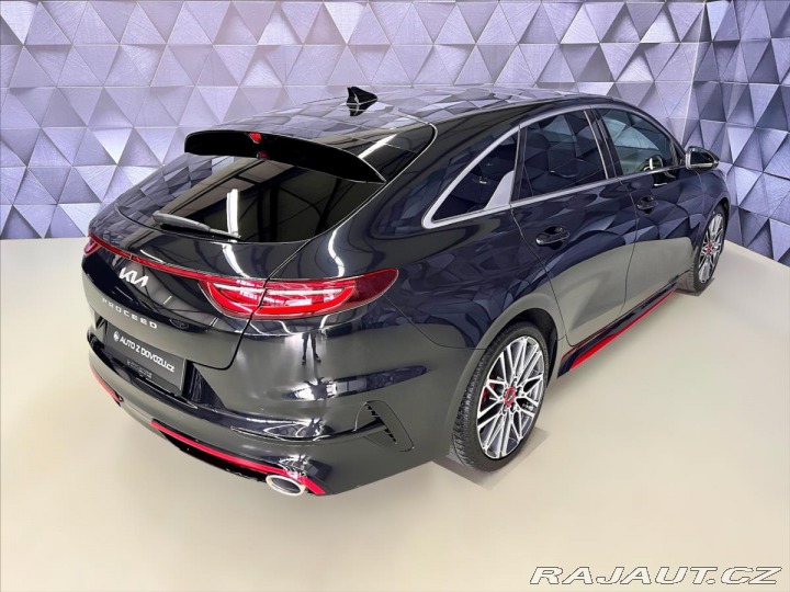 Kia ProCeed GT 150KW DCT , LED, PANOR 2022