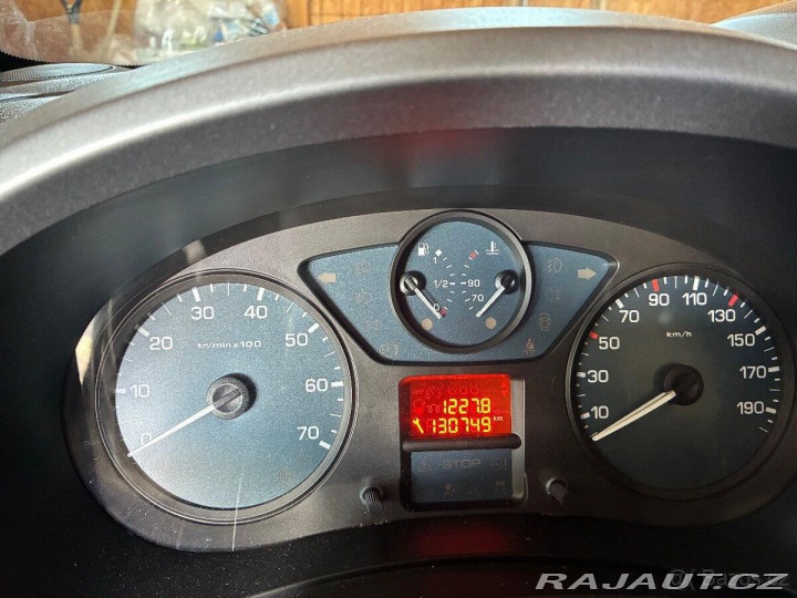Citroën Berlingo 1,6   pro přepravu osob n 2011
