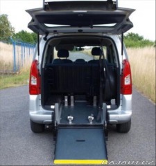 Citroën Berlingo 1,6 pro přepravu osob n 2011