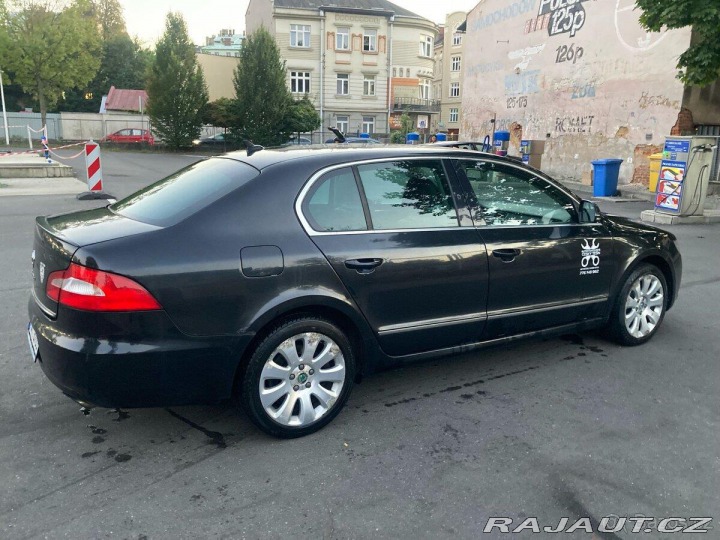Škoda Superb 3,6 II 1800