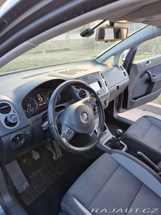Volkswagen Golf 1,6 VI Plus Life 2013