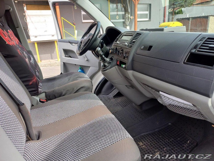 Volkswagen Transporter T5 2012