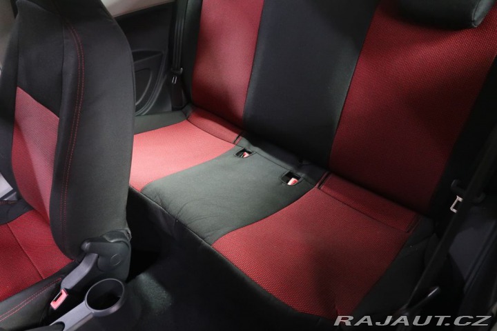Volkswagen up! 1.0MPi,44kW,Manuál 2013