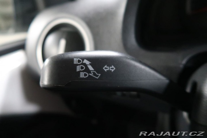 Volkswagen up! 1.0MPi,44kW,Manuál,AC 2013