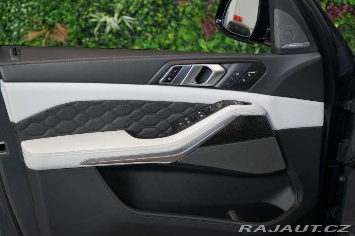 BMW X5 M Compe Masáž Pano Taž. Z 2023
