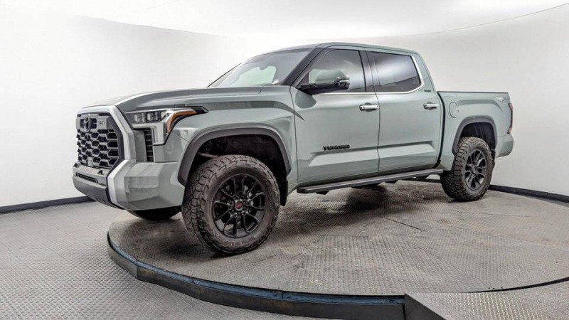 Toyota Tundra LIMITED CREWMAX 4WD