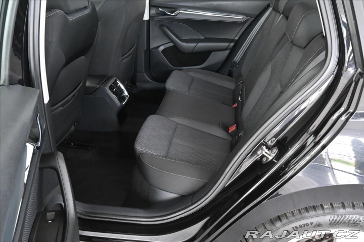Škoda Octavia 2,0 TDi 110kW DSG *Style* 2021