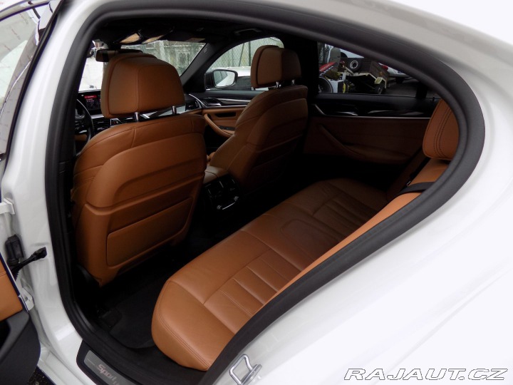 BMW 5 540i/xDrive/Full LED/Soft 2019