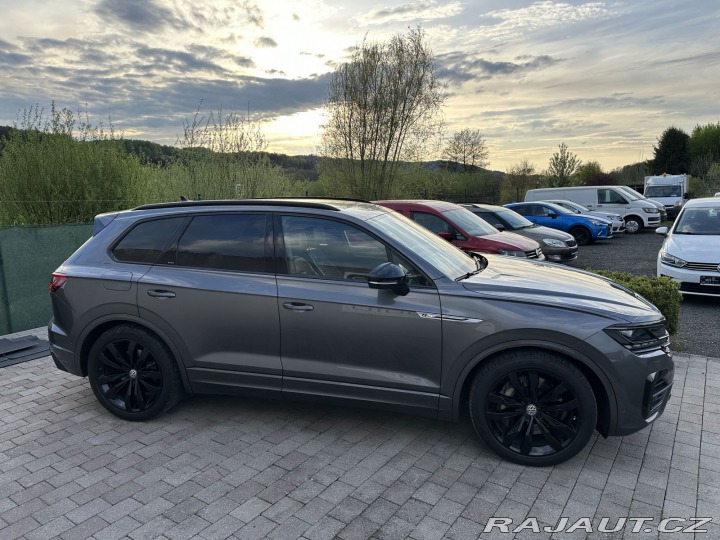 Volkswagen Touareg 4,0TDI 310kw R-Line TAŽNÉ 2019