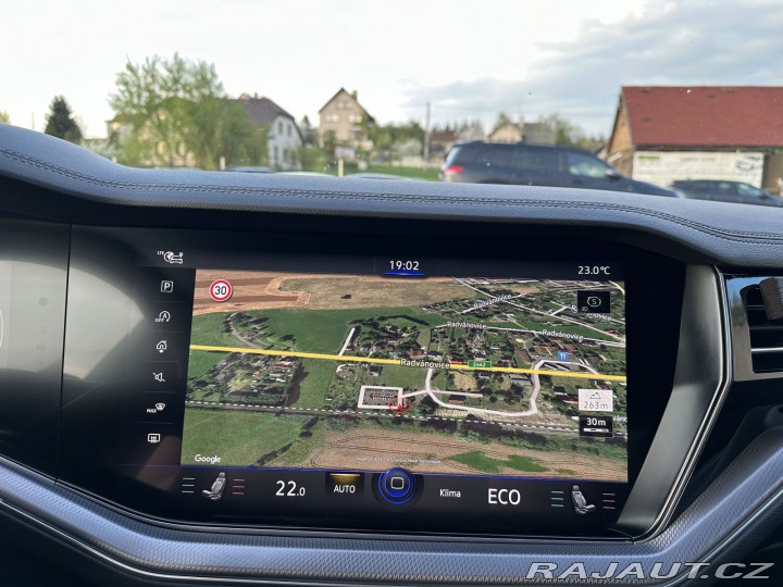 Volkswagen Touareg 4,0TDI 310kw R-Line TAŽNÉ 2019
