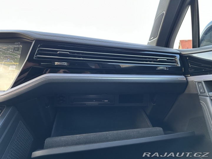 Volkswagen Touareg 4,0TDI 310kw R-Line TAŽNÉ 2019