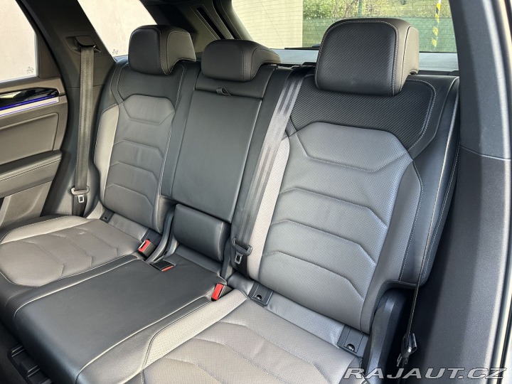 Volkswagen Touareg 4,0TDI 310kw R-Line TAŽNÉ 2019