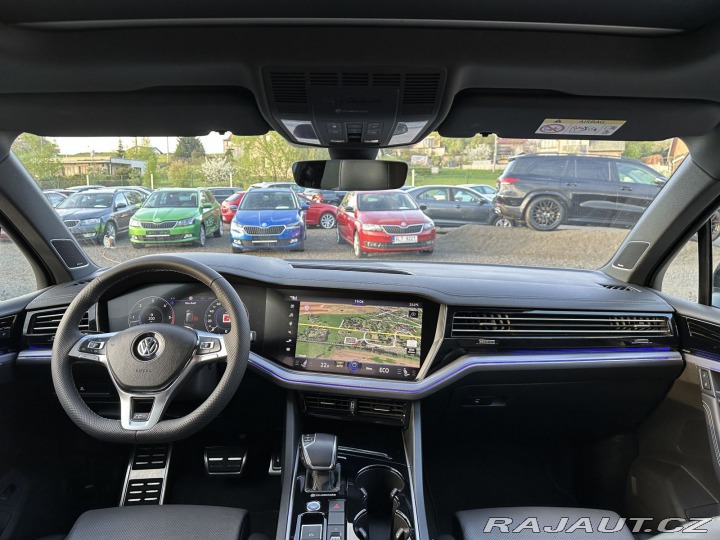 Volkswagen Touareg 4,0TDI 310kw R-Line TAŽNÉ 2019