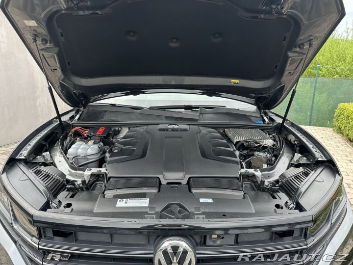Volkswagen Touareg 4,0TDI 310kw R-Line TAŽNÉ 2019