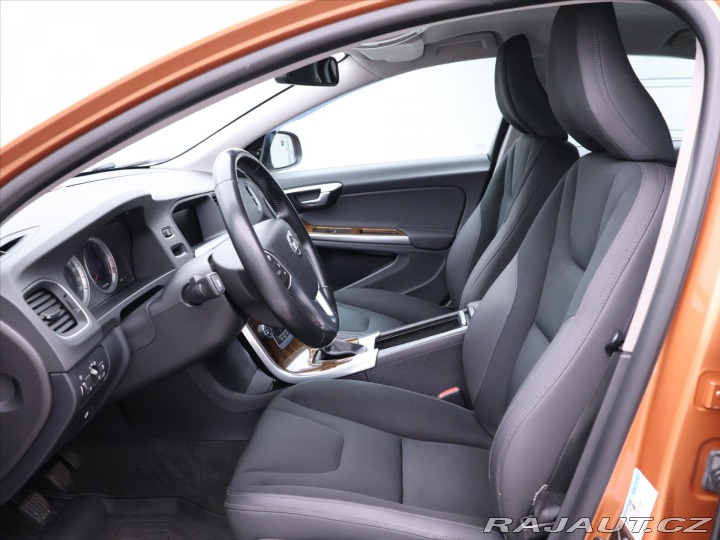 Volvo S60 2,0 T 149kW Xenon Navi 2010