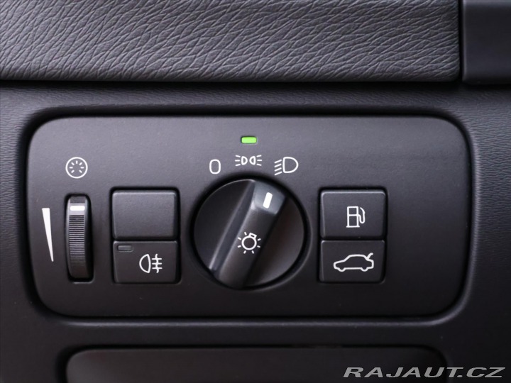 Volvo S60 2,0 T 149kW Xenon Navi 2010