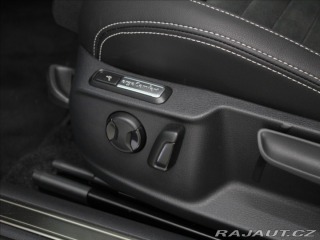 Volkswagen Passat 2,0 TDi 147kW 4M R-line I 2025