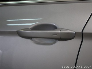 Volkswagen Passat 2,0 TDi 147kW 4M R-line I 2025