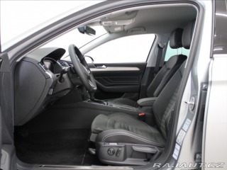 Volkswagen Passat 2,0 TDi 147kW 4M R-line I 2025