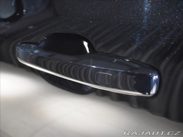 Volvo XC60 2,0 B5 AWD Plus Dark 2025